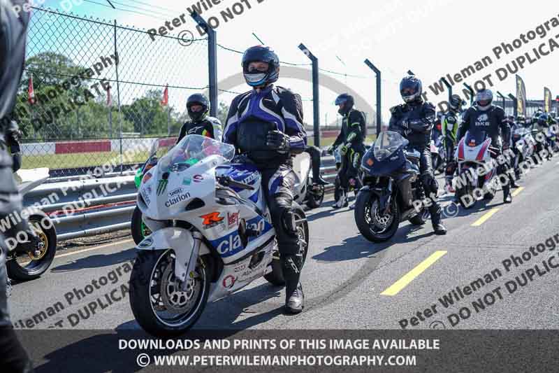 donington no limits trackday;donington park photographs;donington trackday photographs;no limits trackdays;peter wileman photography;trackday digital images;trackday photos